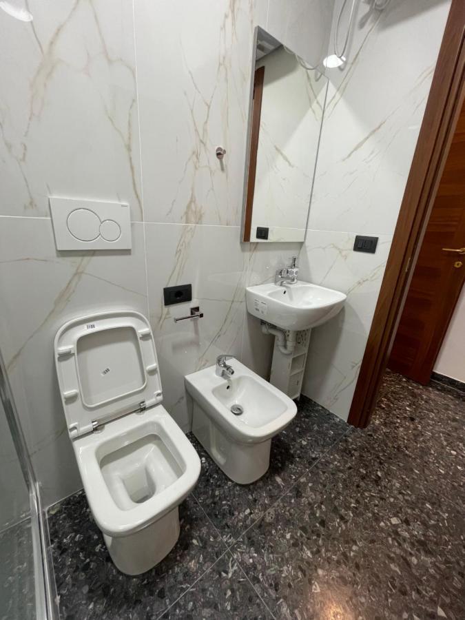 Due Passi Dal Mare Ξενοδοχείο Σαβόνα Εξωτερικό φωτογραφία